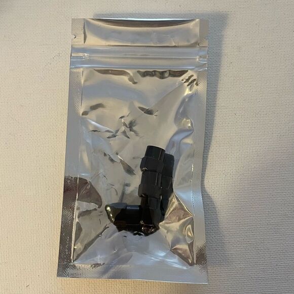 Dodge Logo Valve Stem Caps in Black set of 4 NWT - Picture 5 of 5